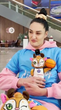 小迷妹！辽宁女篮外援波切克：我最爱辽宁男篮 最喜欢杨鸣